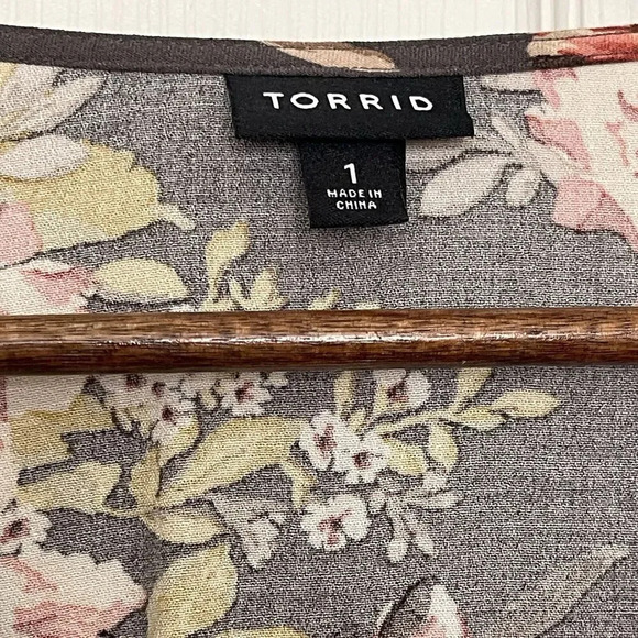 Torrid Floral Crepe Rayon Babydoll Top Size 1X Multicolor Long Sleeve - Picture 5 of 8